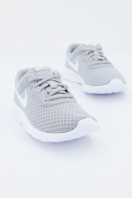 NIKE TANJUN en color GRIS (2)