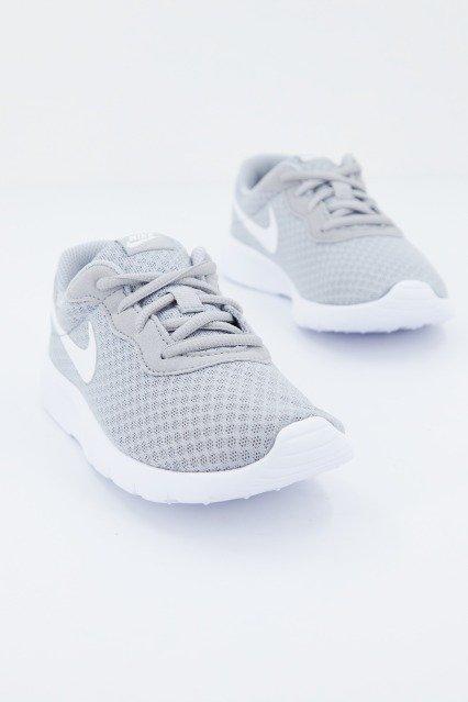 NIKE TANJUN en color GRIS (2)