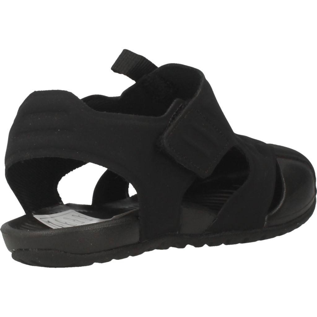 NIKE SUNRAY PROTECT TD en color NEGRO (3)