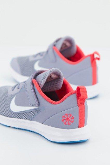 NIKE DOWNSHIFTER DISRUPT P en color VIOLETA (3)