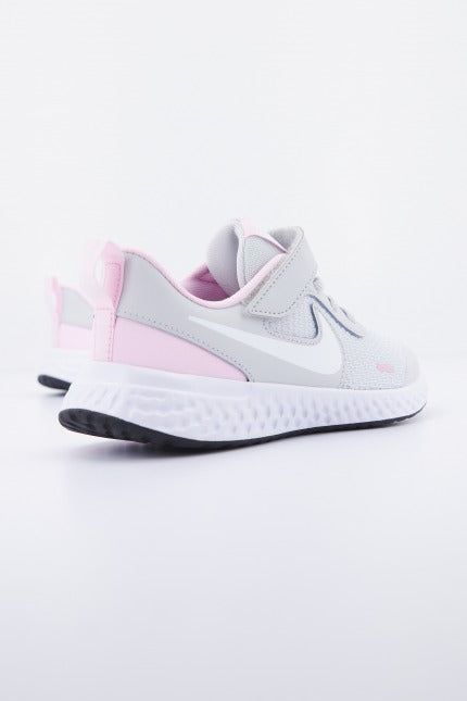NIKE REVOLUTION en color BEIS (3)