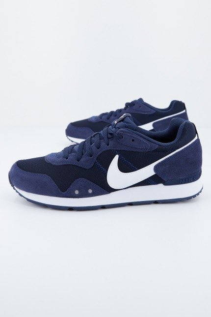 NIKE VENTURE RUNNER en color AZUL (1)