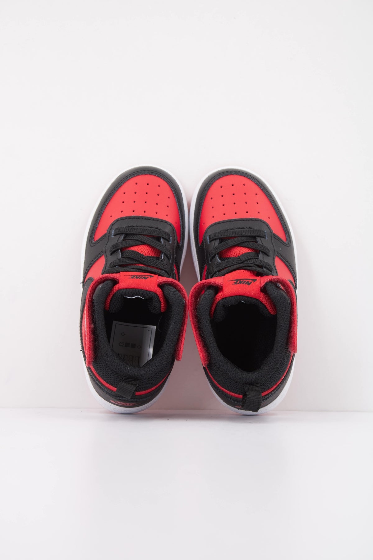NIKE COURT BOROUGH MID TDV en color ROJO (3)