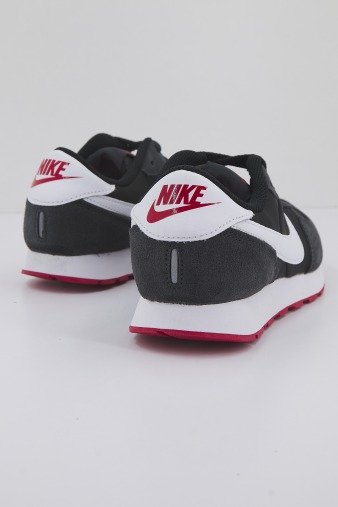 NIKE MD VALIANT BIG KIDS' SH en color NEGRO (3)