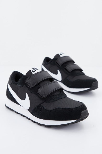 NIKE MD VALIANT en color NEGRO (2)