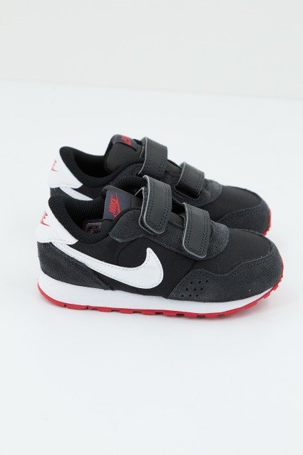 NIKE MD VALIANT en color GRIS (2)