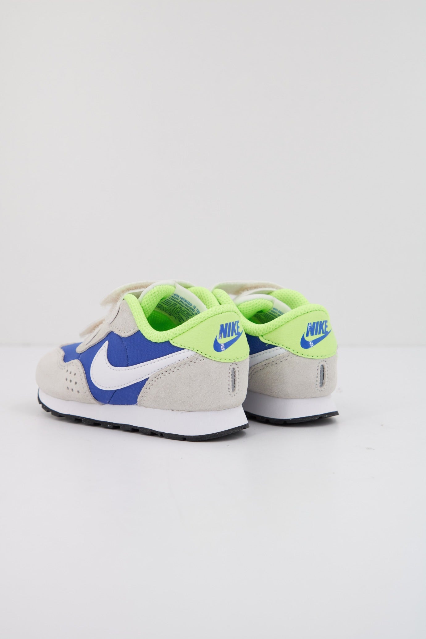 NIKE MD VALIANT en color AZUL (3)