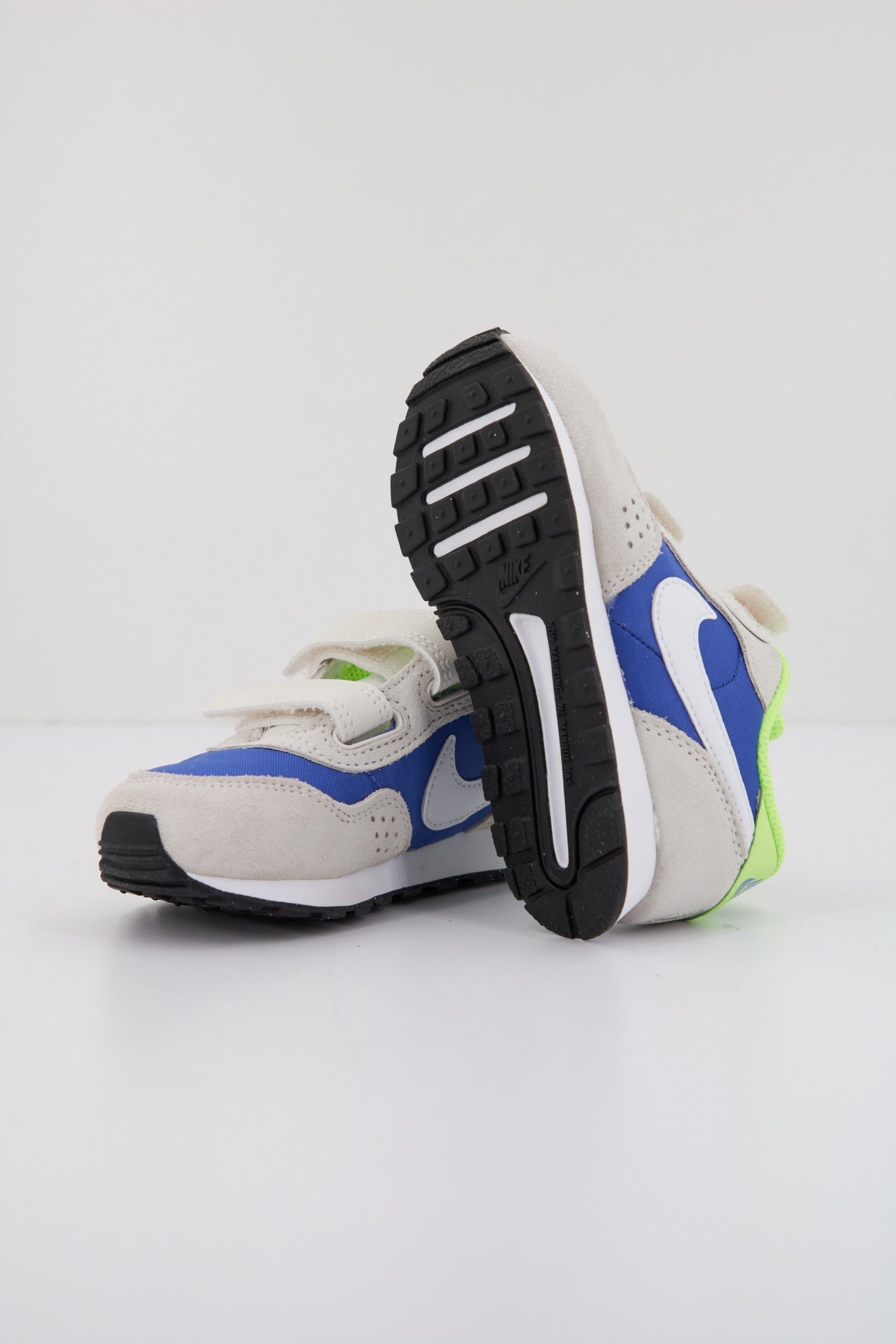 NIKE MD VALIANT en color AZUL (4)
