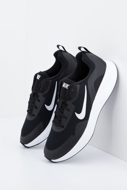 NIKE WEARALLDAY en color NEGRO (1)