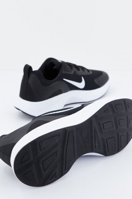 NIKE WEARALLDAY en color NEGRO (4)