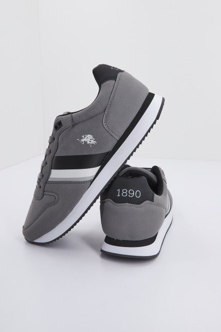 U.S. POLO ASSN NOBILM en color GRIS (2)