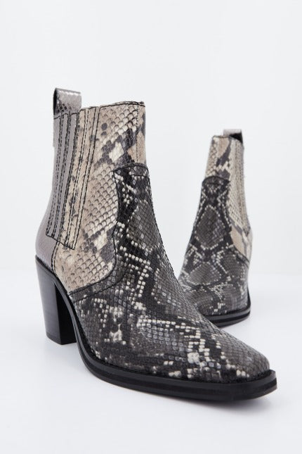 STEVE MADDEN GENIVA en color ANIMAL PRINT (2)