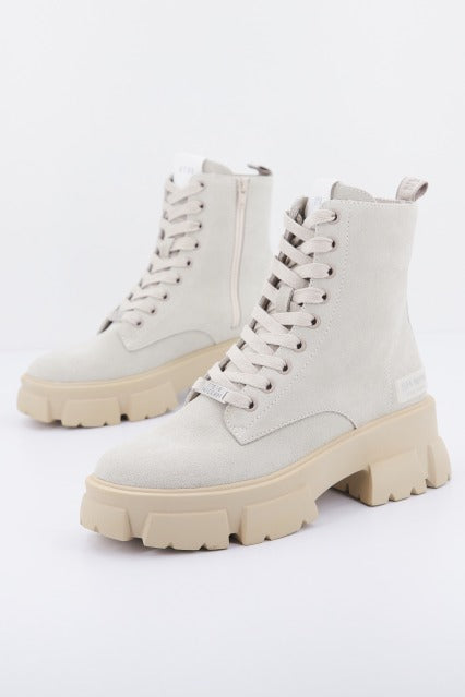 STEVE MADDEN TANKER en color BEIS (2)