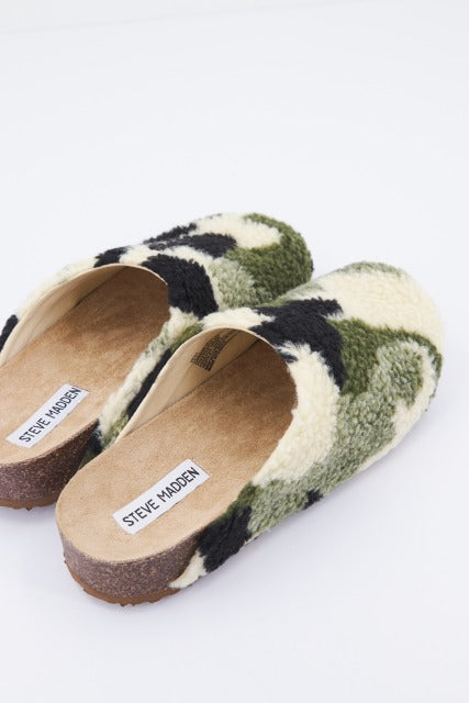 STEVE MADDEN VESA en color VERDE (3)