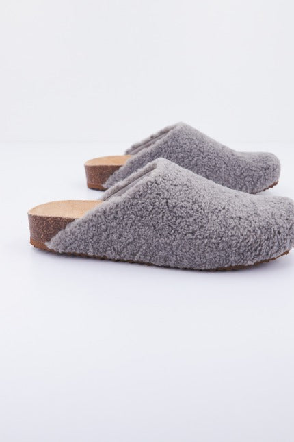 STEVE MADDEN VESA en color GRIS (2)