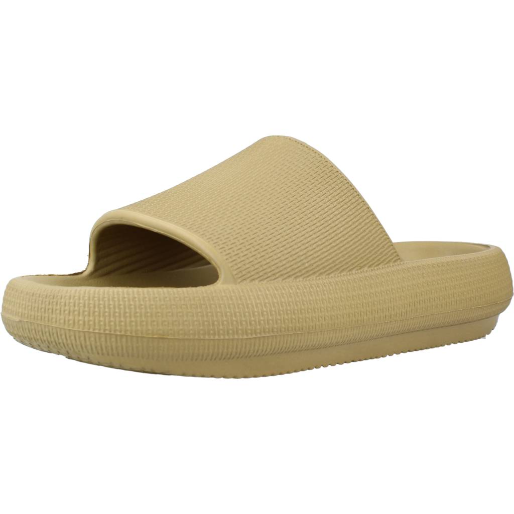 STEVE MADDEN SCUBA en color VERDE (1)