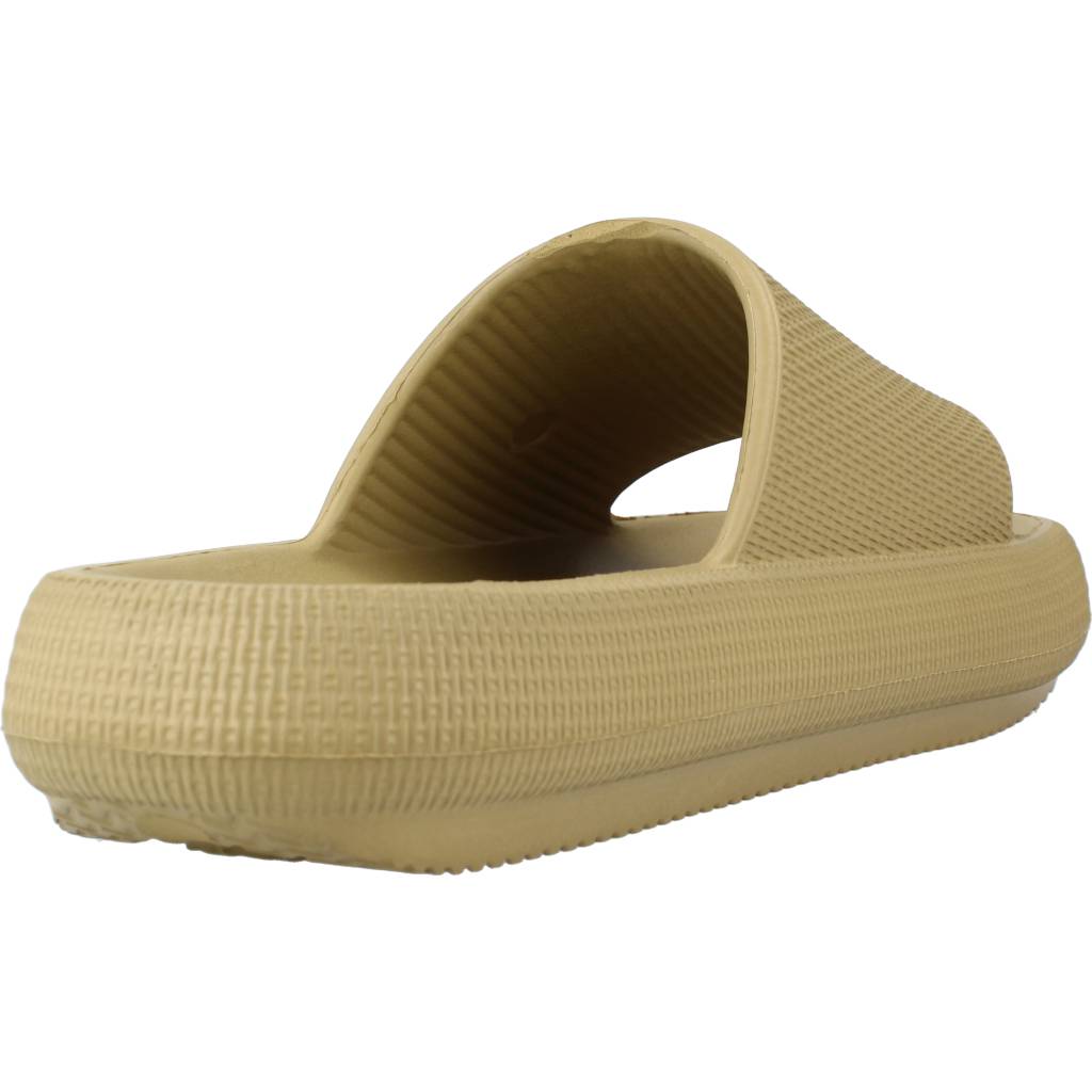 STEVE MADDEN SCUBA en color VERDE (3)
