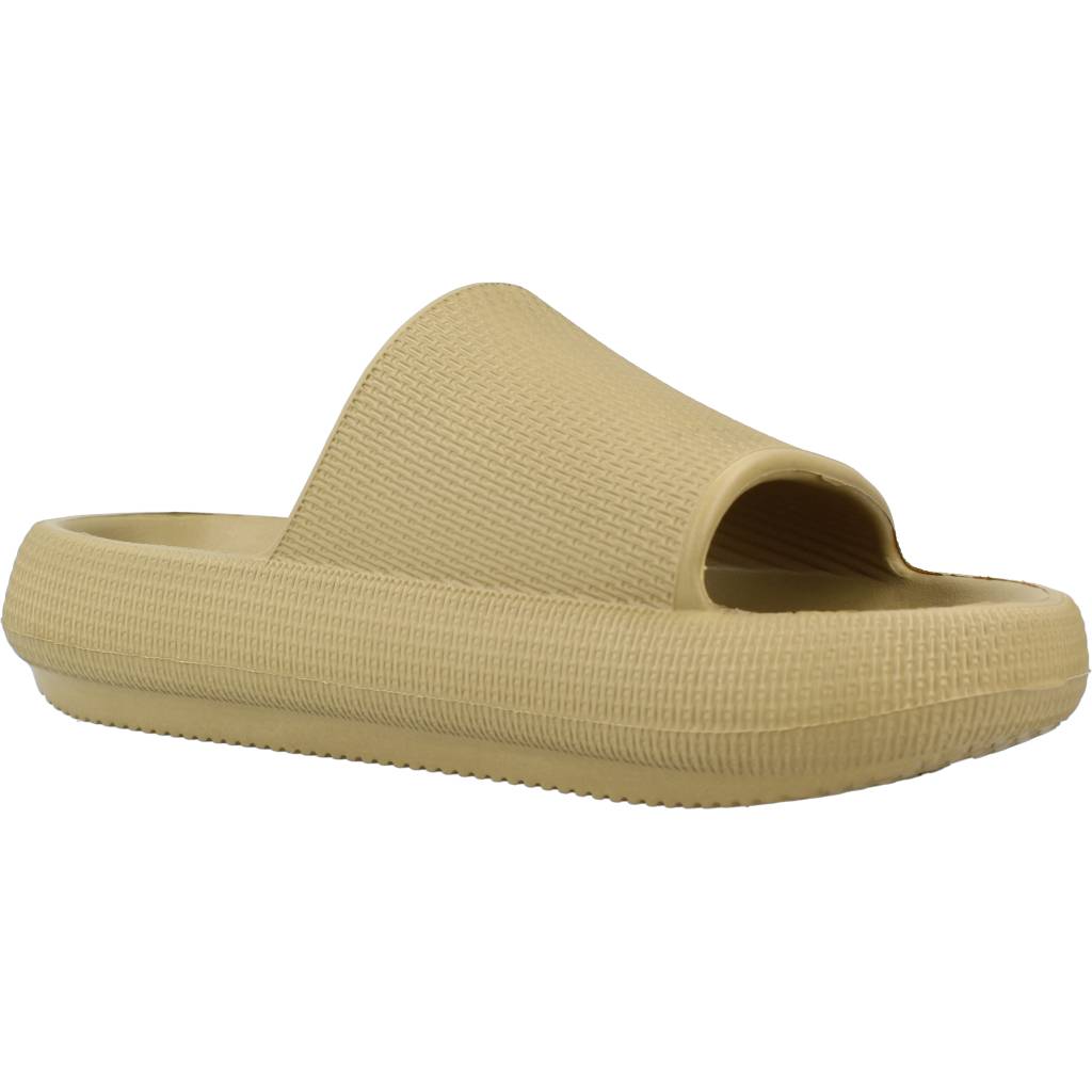 STEVE MADDEN SCUBA en color VERDE (5)