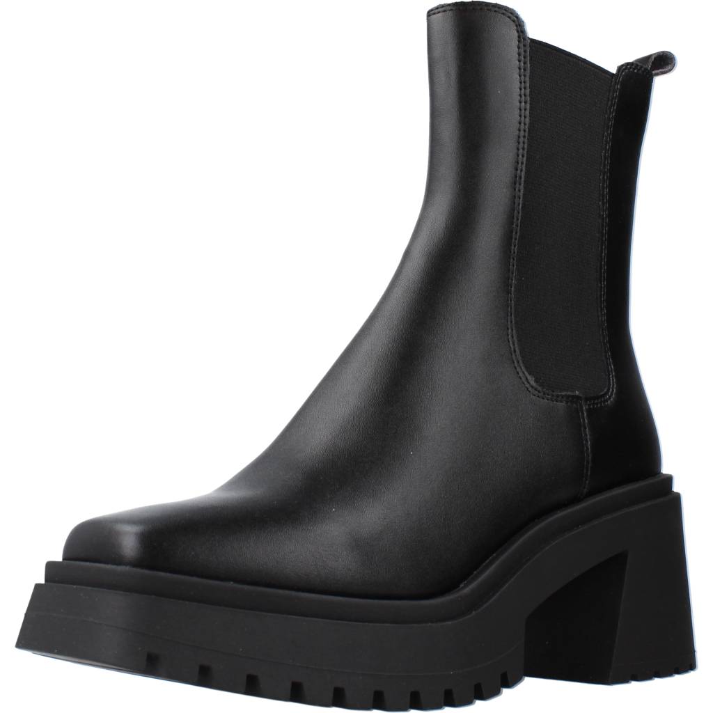 STEVE MADDEN PARKWAY en color NEGRO (1)