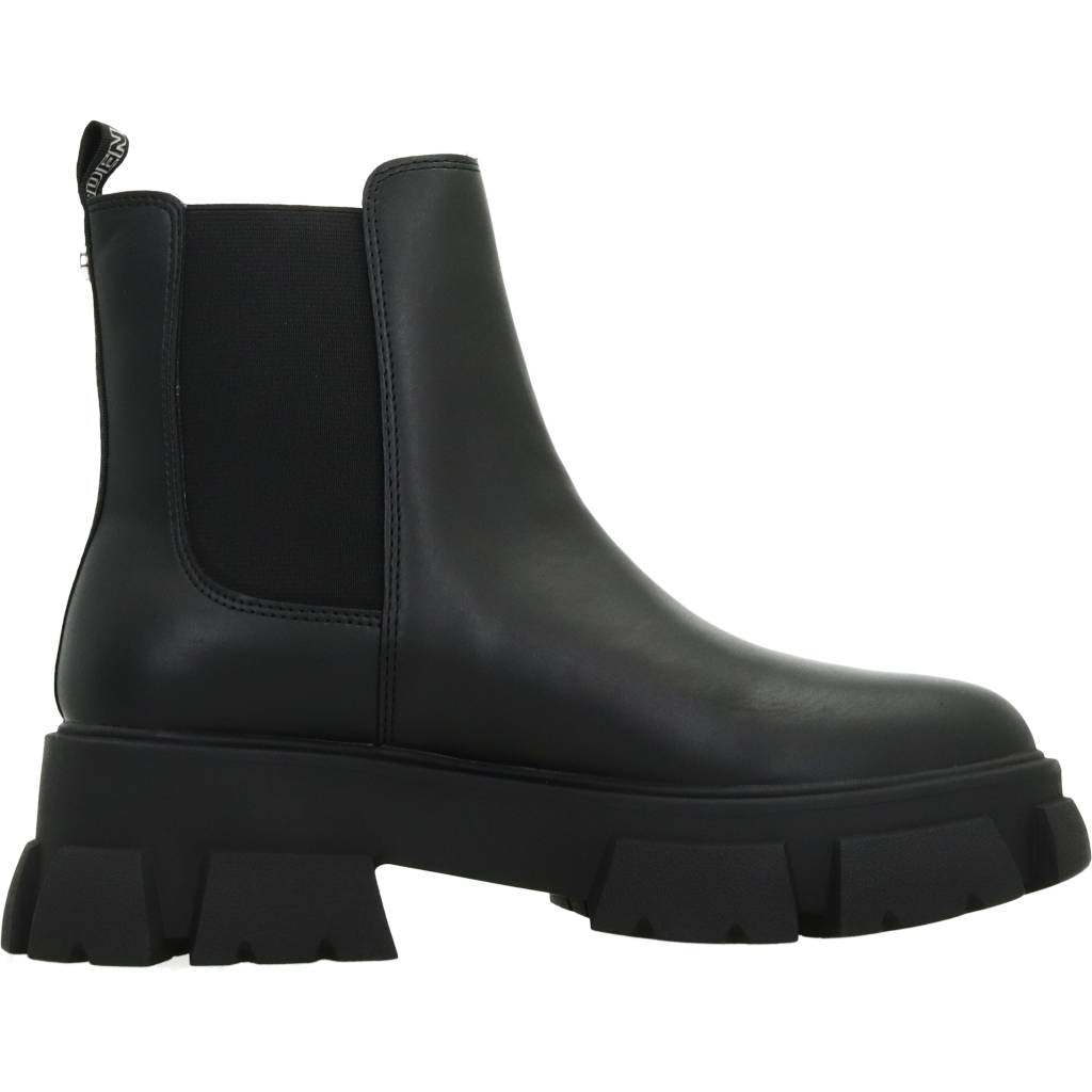 STEVE MADDEN TUNNEL en color NEGRO (4)