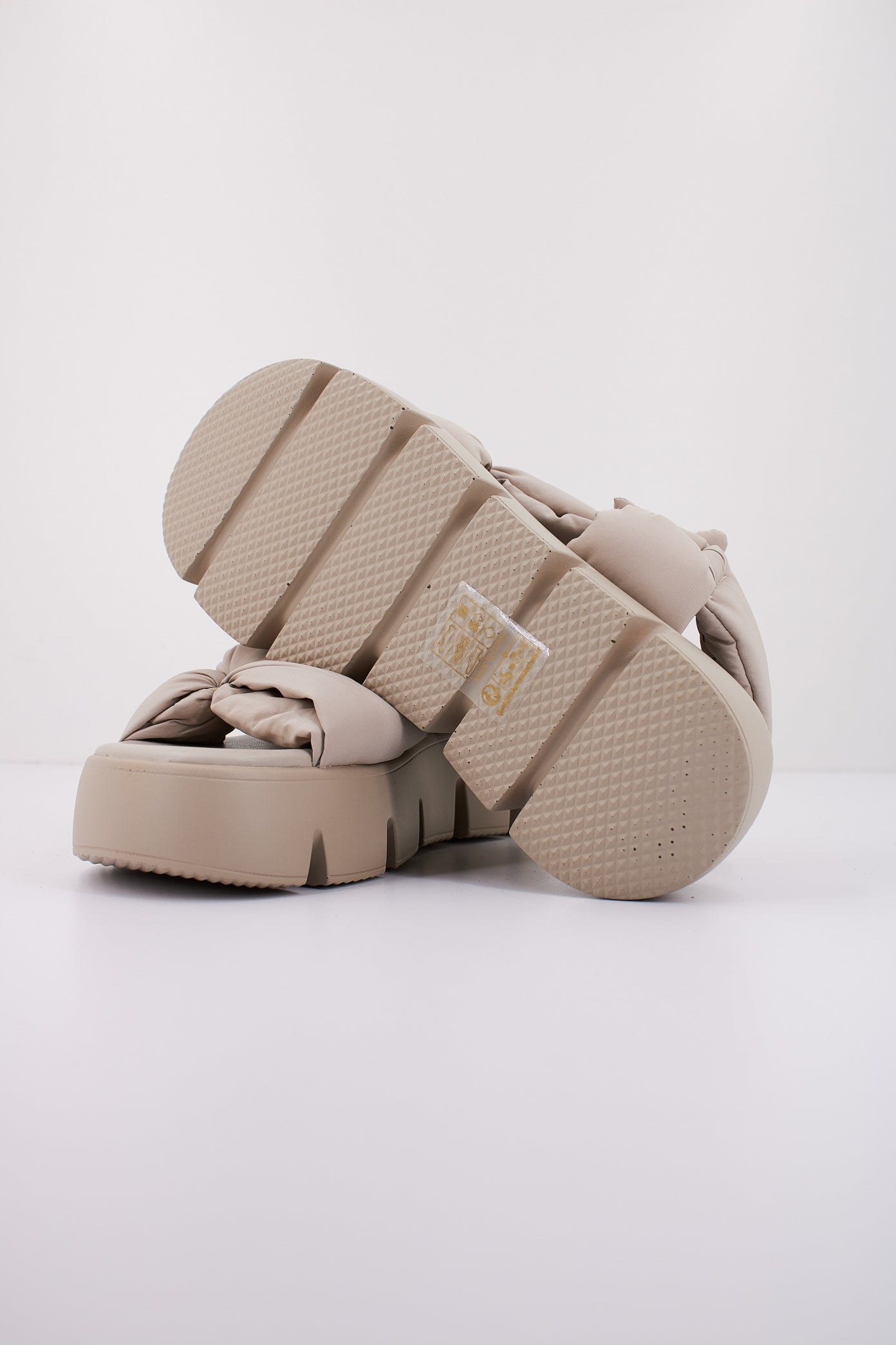STEVE MADDEN BONKERS en color BEIS (4)