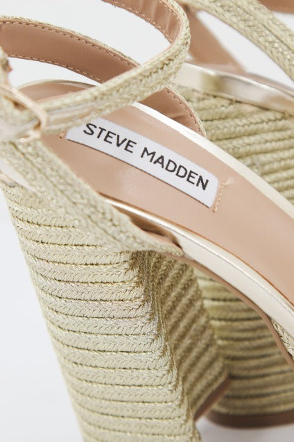 STEVE MADDEN LAYERED en color ORO (4)