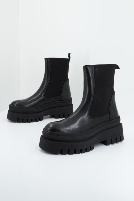 STEVE MADDEN CASSANDRA en color NEGRO (1)