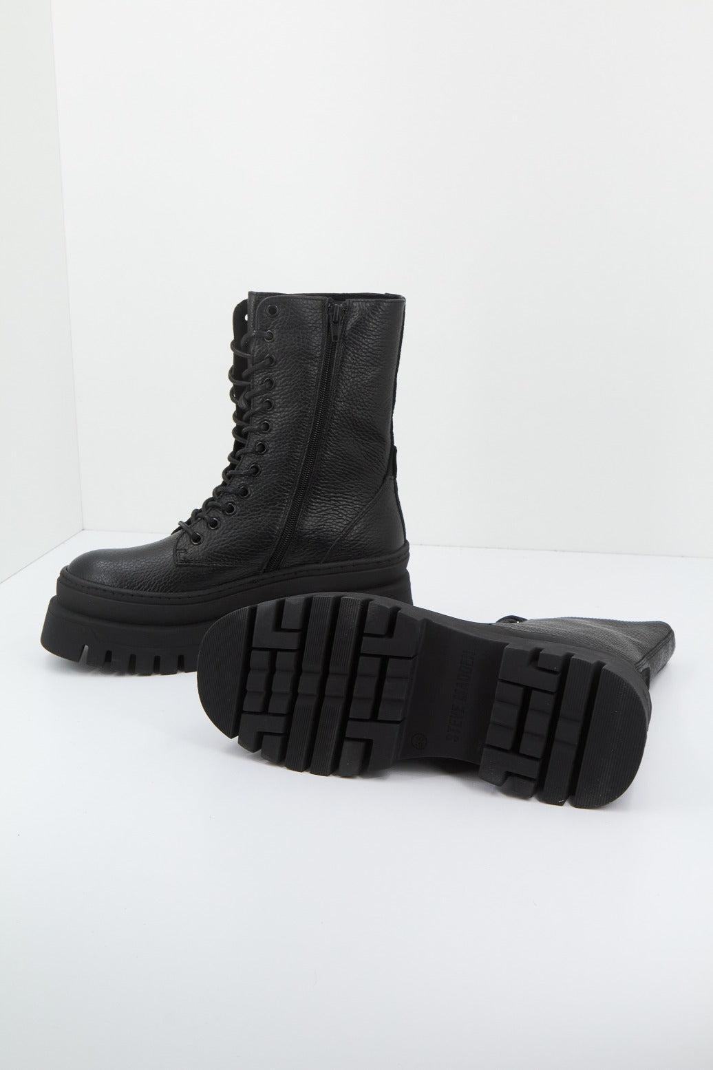 STEVE MADDEN COAST en color NEGRO (4)