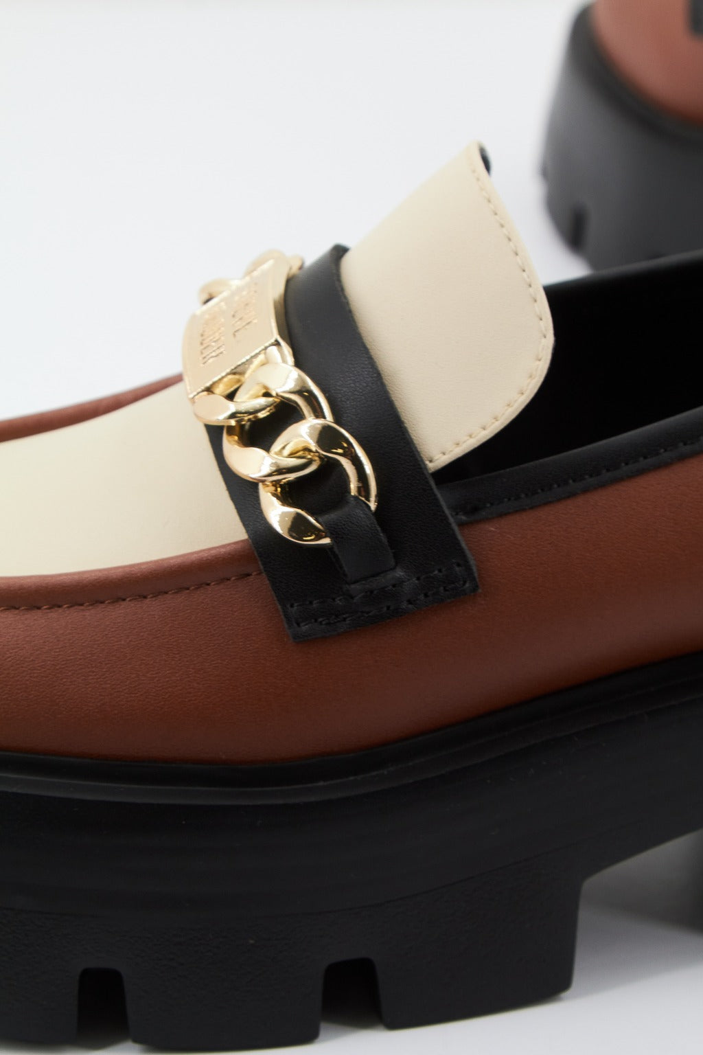 STEVE MADDEN MOTORIDE en color MARRON CLARO (4)