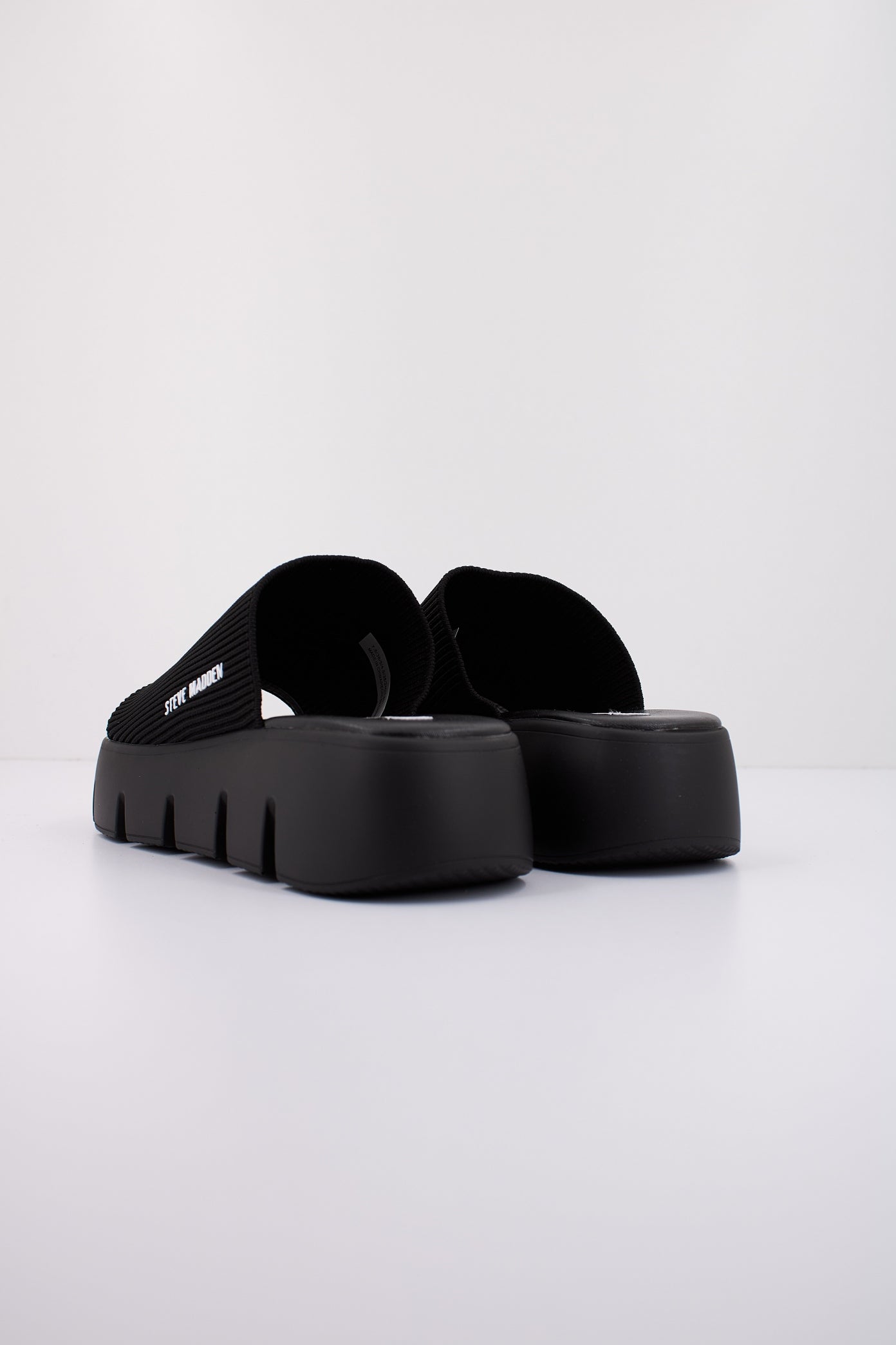 STEVE MADDEN BIG SHOT en color NEGRO  (3)