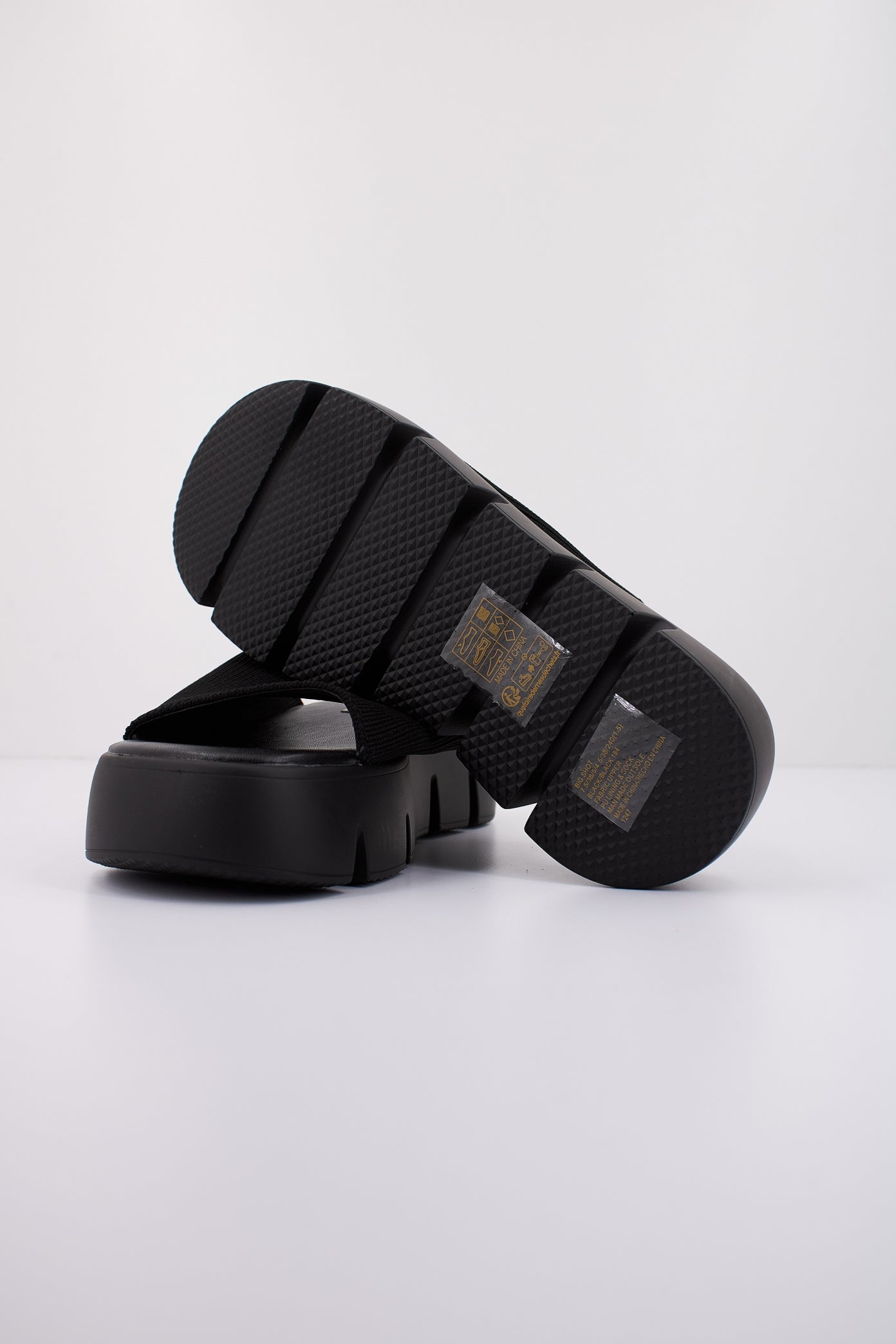 STEVE MADDEN BIG SHOT en color NEGRO  (4)