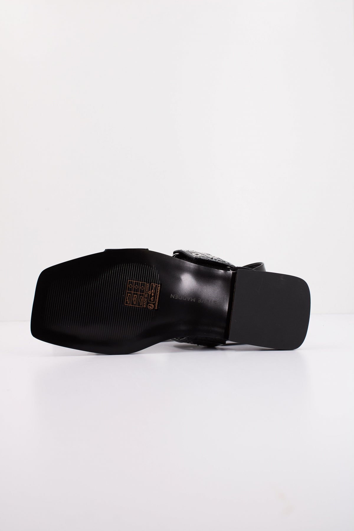 STEVE MADDEN SARIA LE en color NEGRO (5)