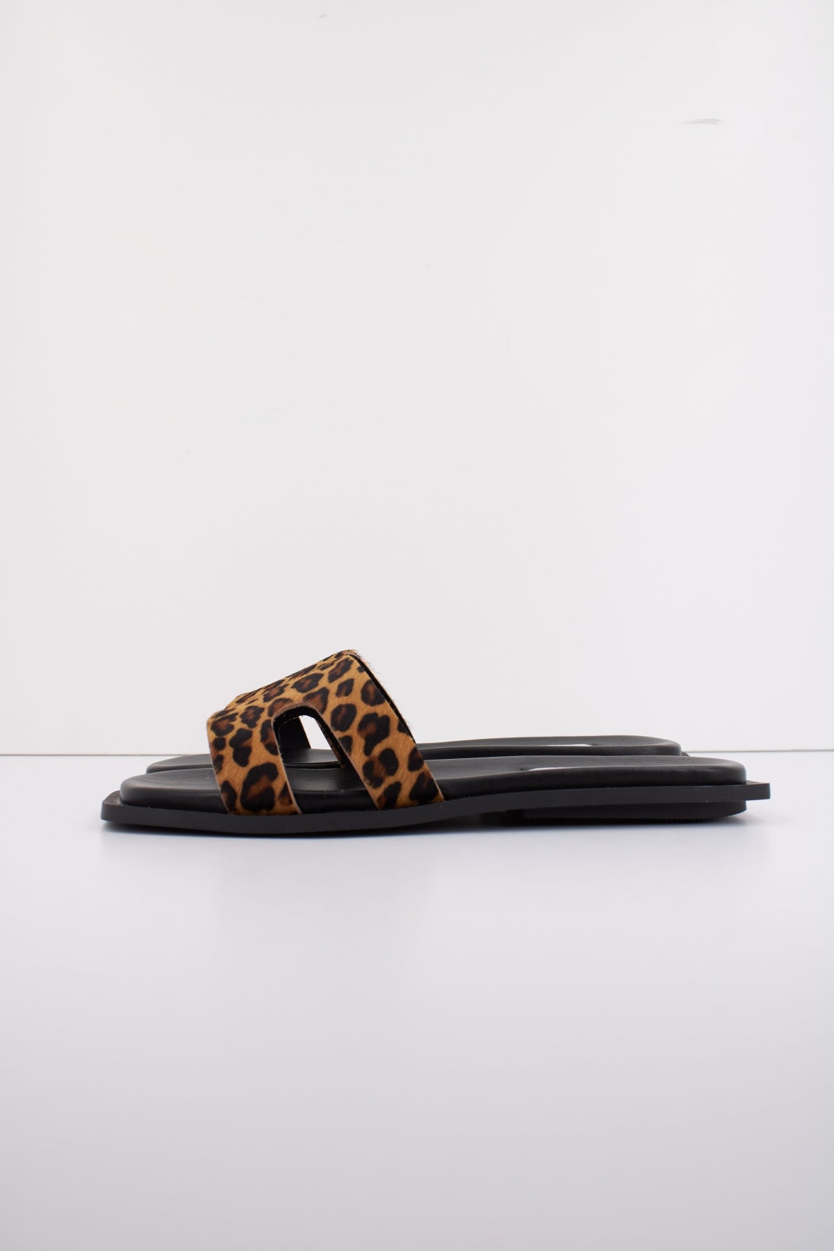 STEVE MADDEN SOFIA-L en color ANIMAL PRINT  (1)