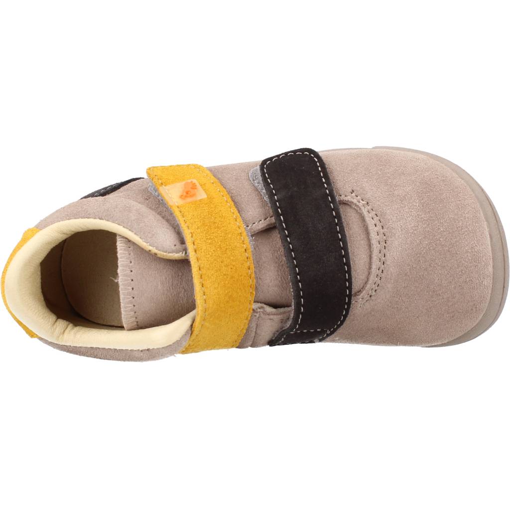 VULLADI en color MARRON CLARO (7)