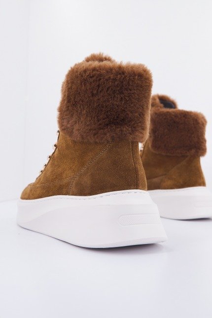 ALMA EN PENA I en color MARRON (3)