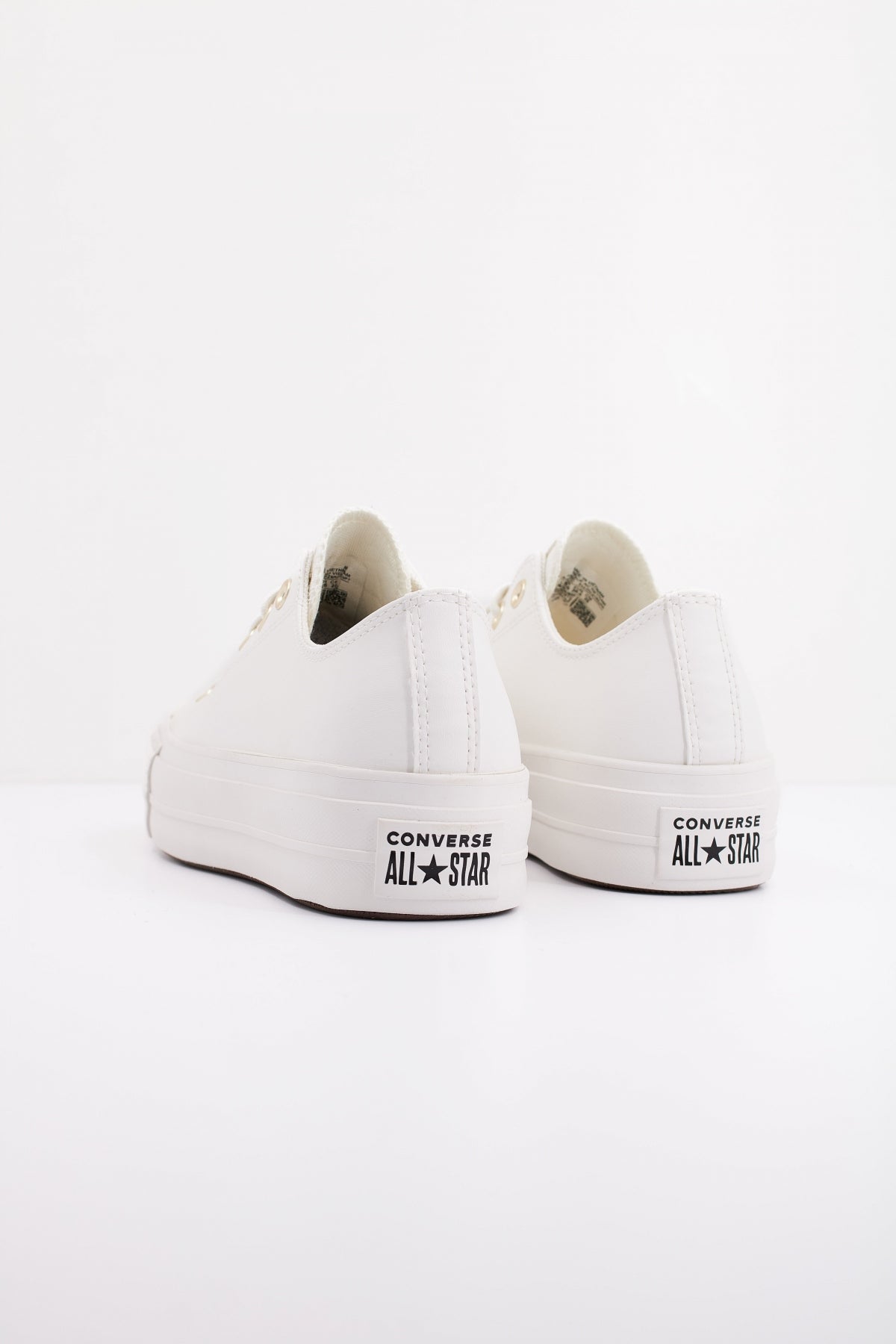 CONVERSE CHUCK TAYLOR ALL STAR LIFT en color BLANCO (4)