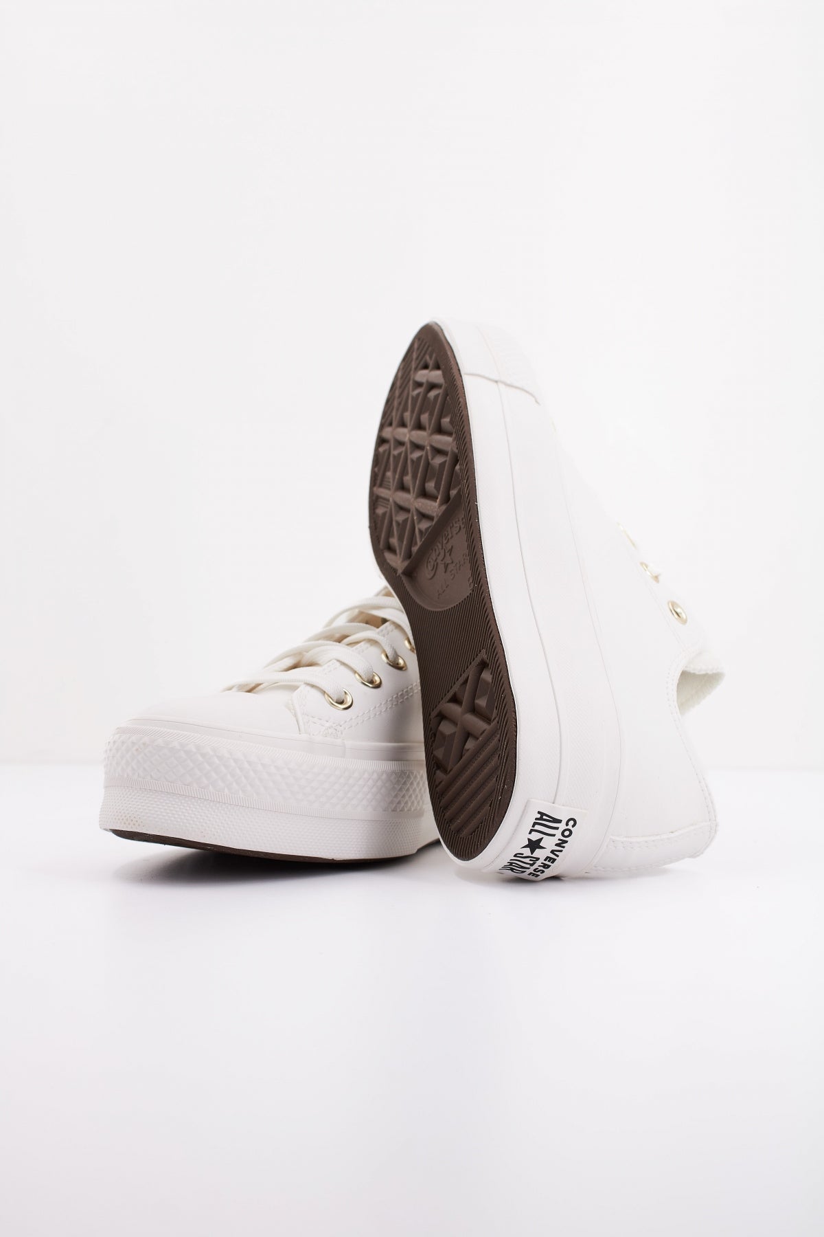 CONVERSE CHUCK TAYLOR ALL STAR LIFT en color BLANCO (5)