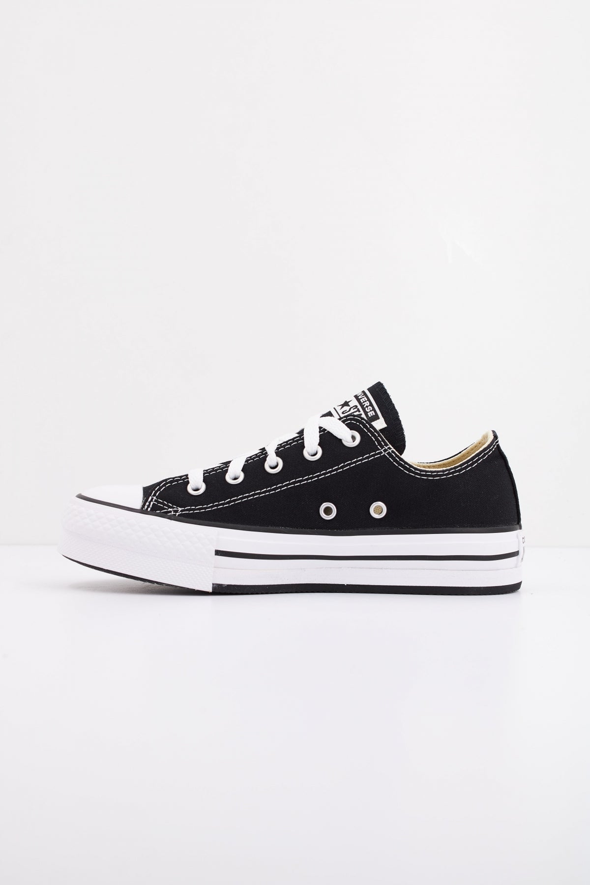 CONVERSE EVA LIFT OX en color NEGRO (1)