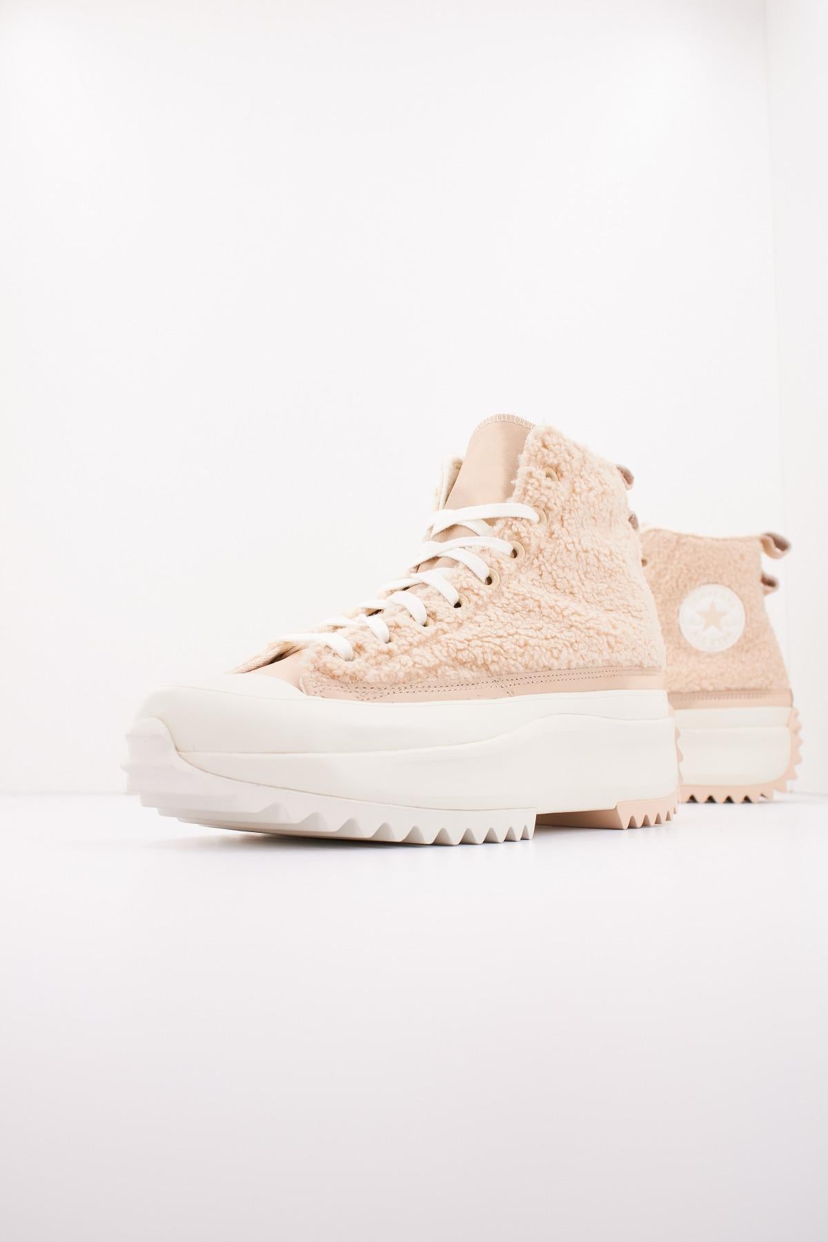 CONVERSE RUN STAR HIKE PLATFORM SHERPA en color NUDE (2)