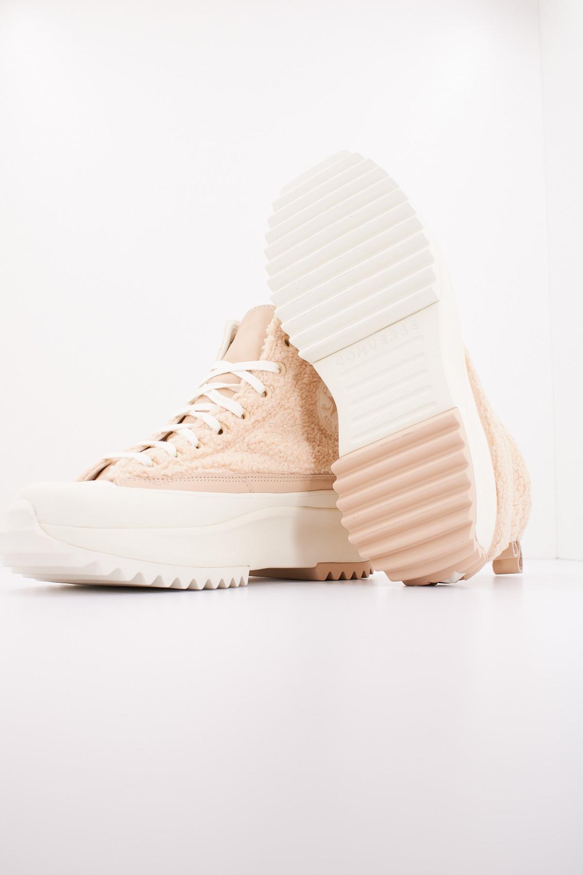 CONVERSE RUN STAR HIKE PLATFORM SHERPA en color NUDE (4)