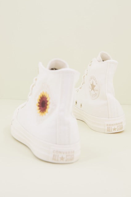 CONVERSE CHUCK TAYLOR ALL STAR HI en color BLANCO (4)