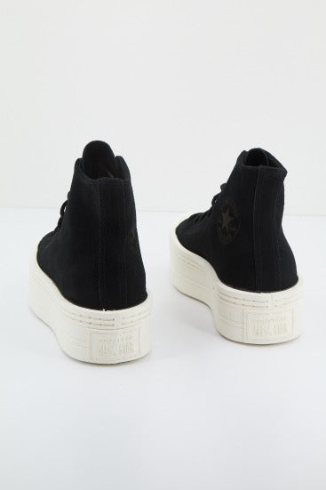 CONVERSE CHUCK TAYLOR ALL STAR MODERN LIFT PLATFORM MONO SUEDE en color NEGRO (4)