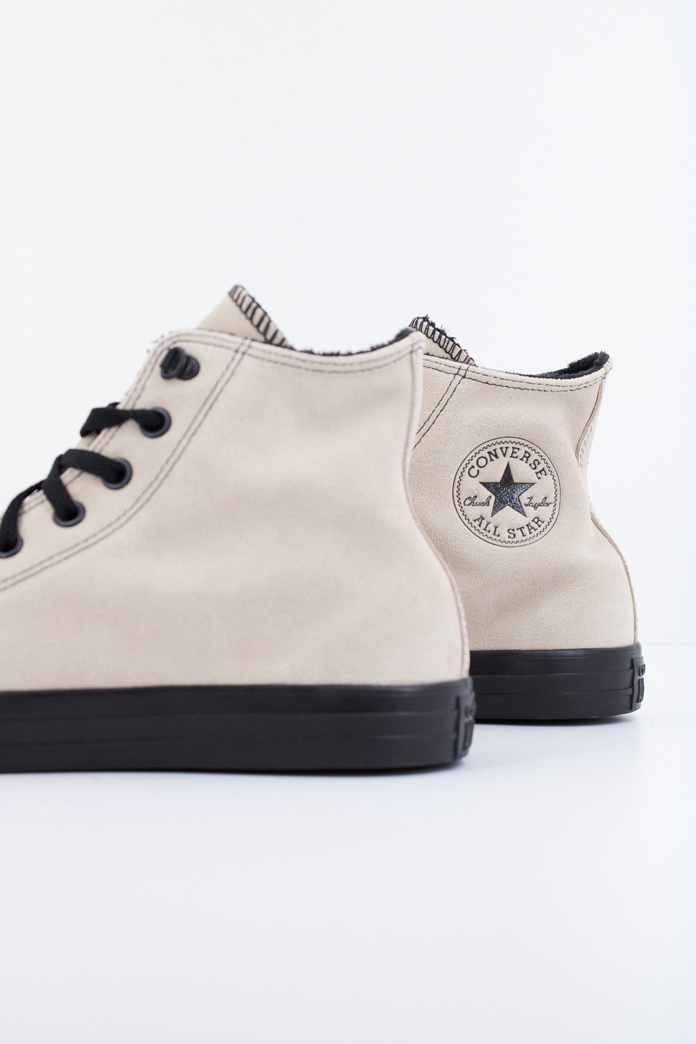 CONVERSE CHUCK TAYLOR ALL STAR HI en color BEIS (4)