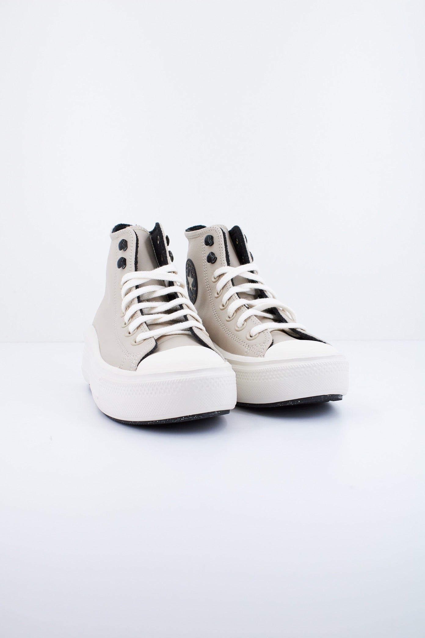 CONVERSE CHUCK TAYLOR ALL STAR MOVE PLATFORM FLEECE-LINED LEATHER en color BEIS (2)