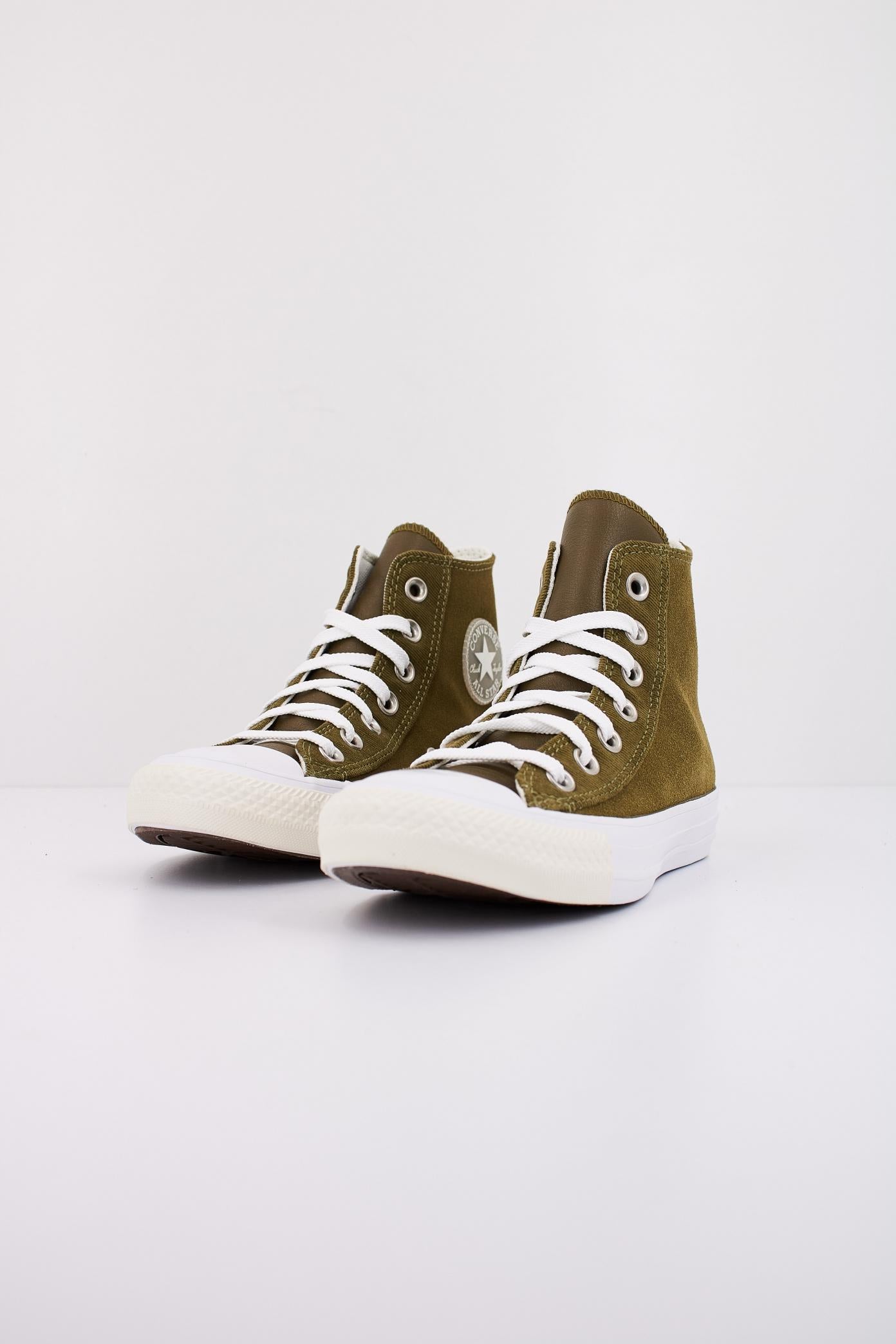 CONVERSE CHUCK TAYLOR ALL STAR HI en color VERDE  (2)