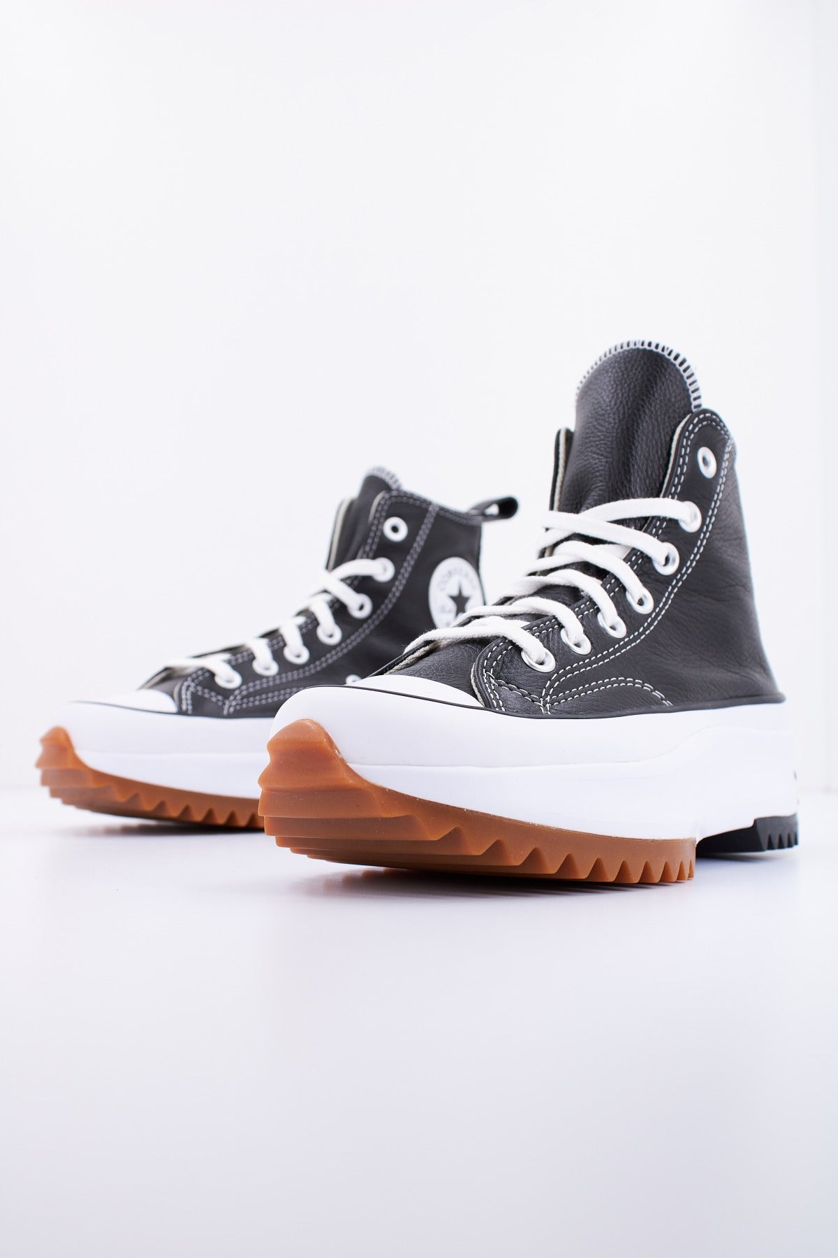 CONVERSE CHUCK TAYLOR ALL STAR RUN STAR HIKE HI en color NEGRO (2)
