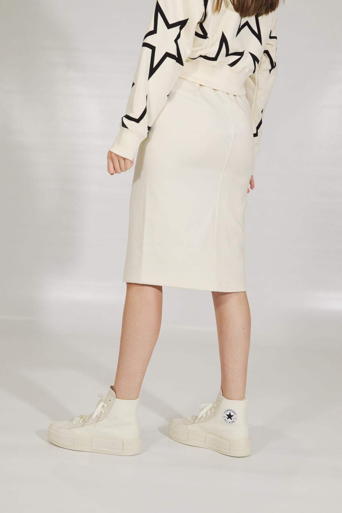 CONVERSE CHUCK TAYLOR EMBRO POCKET en color BLANCO (3)