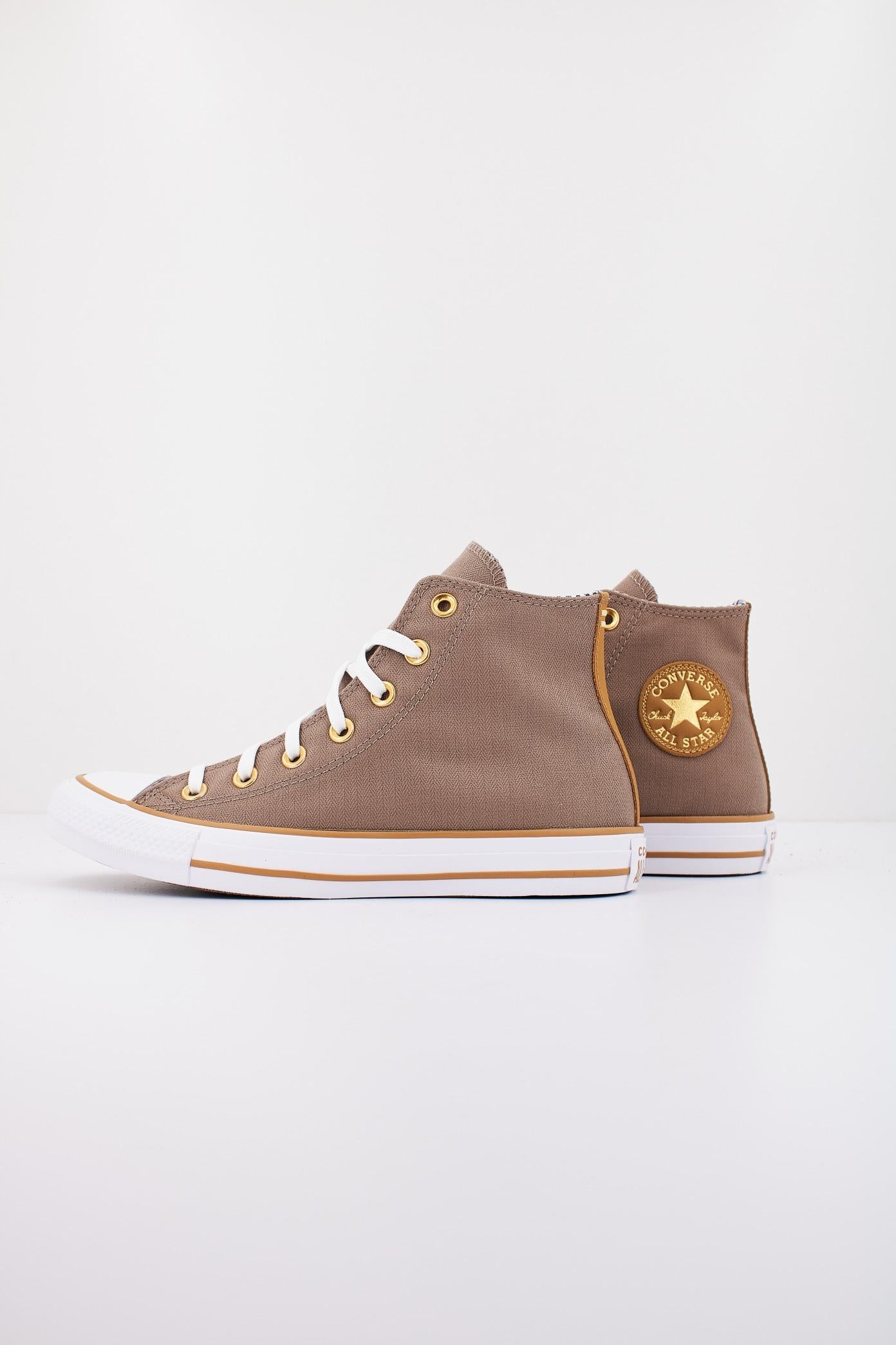 CONVERSE CHUCK TAYLOR ALL STAR en color MARRON (1)