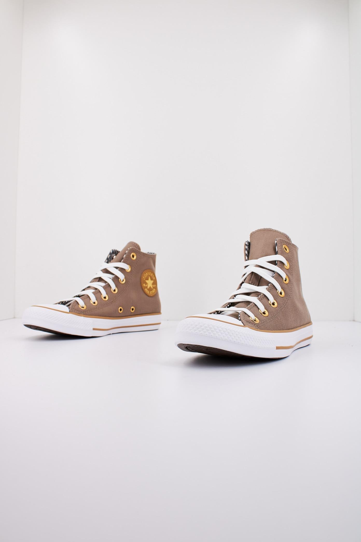 CONVERSE CHUCK TAYLOR ALL STAR en color MARRON (2)