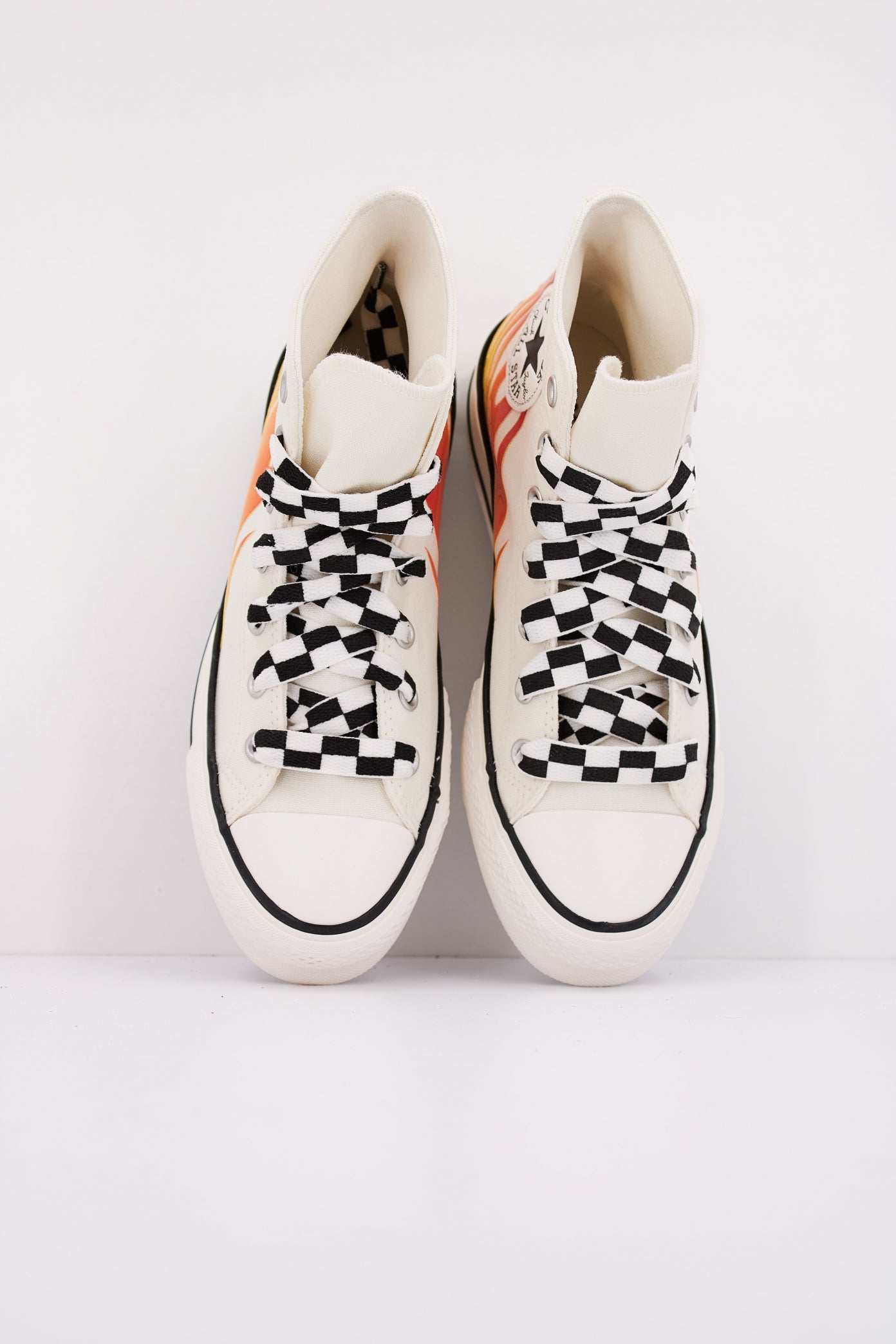 CONVERSE CHUCK TAYLOR ALL STAR LIFT PLATFORM FLAMES en color BLANCO (3)